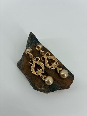 Gold Floral Drop Earrings with Champagne Pearl